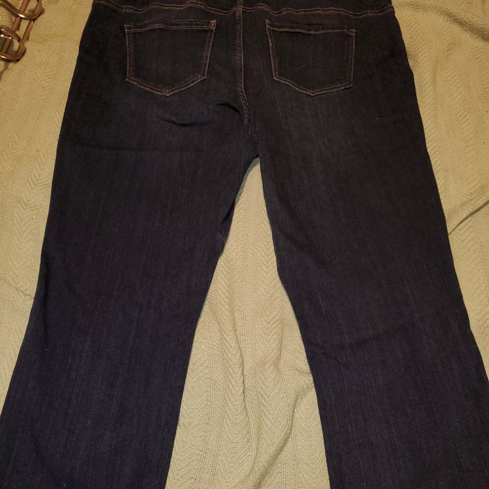 Capri pull on jeans